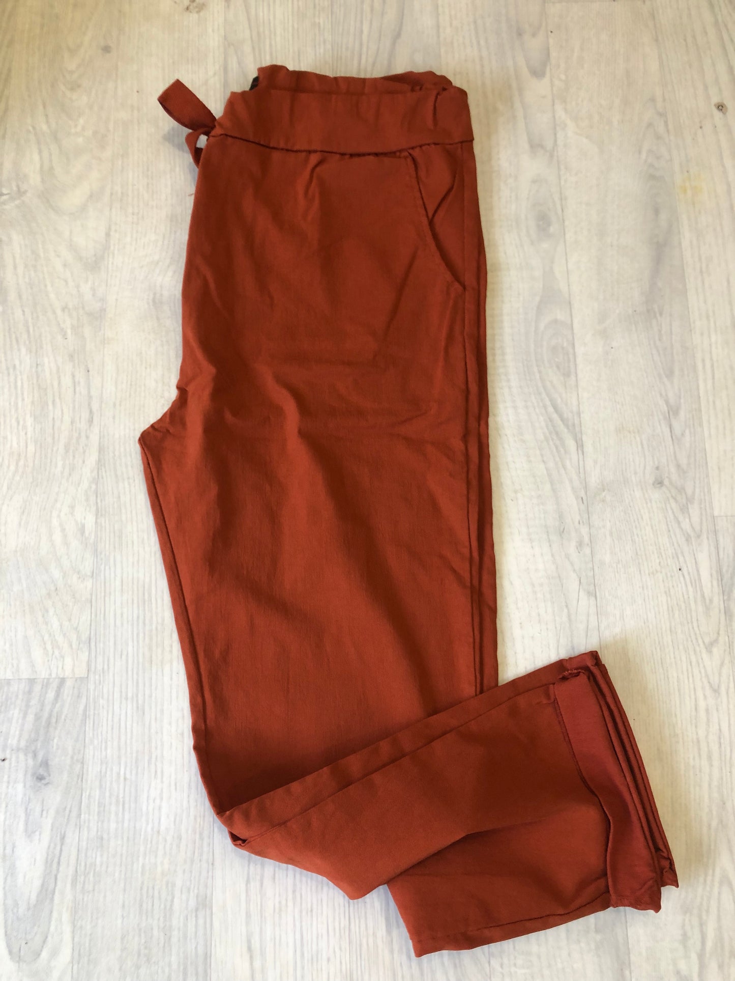 Magic Trousers Plain (Curvy Size)